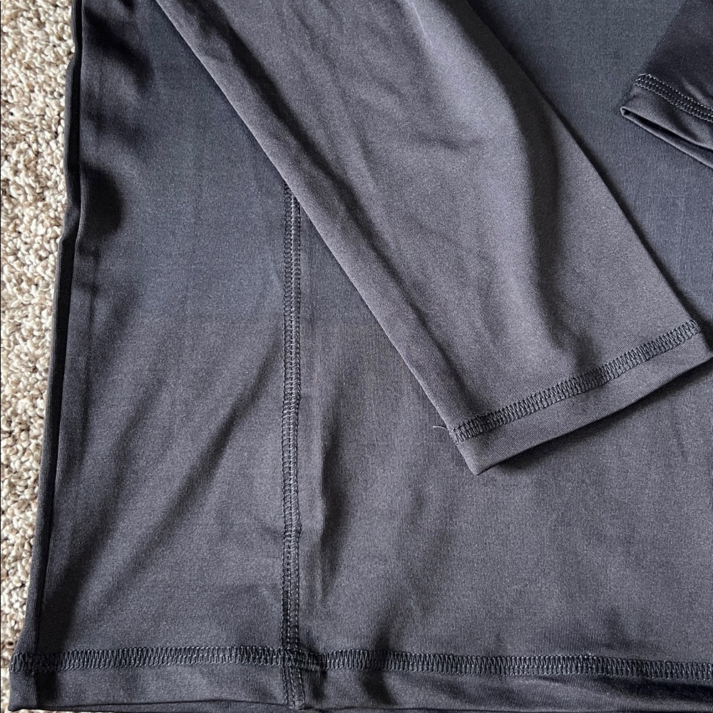 Spicy Tuna Men’s Rash Guard - Picture 2 of 3